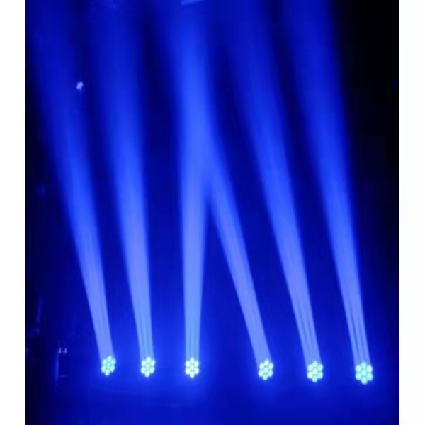 7pcs x40W LED Moving Head Light with Zoom